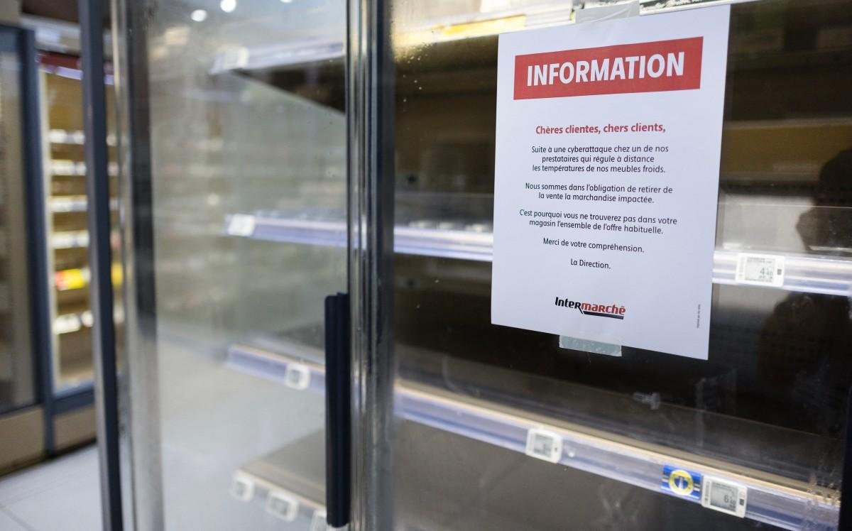 O Minist&eacute;rio P&uacute;blico de Paris abriu uma investiga&ccedil;&atilde;o para determinar o alcance do ataque, que tamb&eacute;m provocou alguns focos de inc&ecirc;ndio