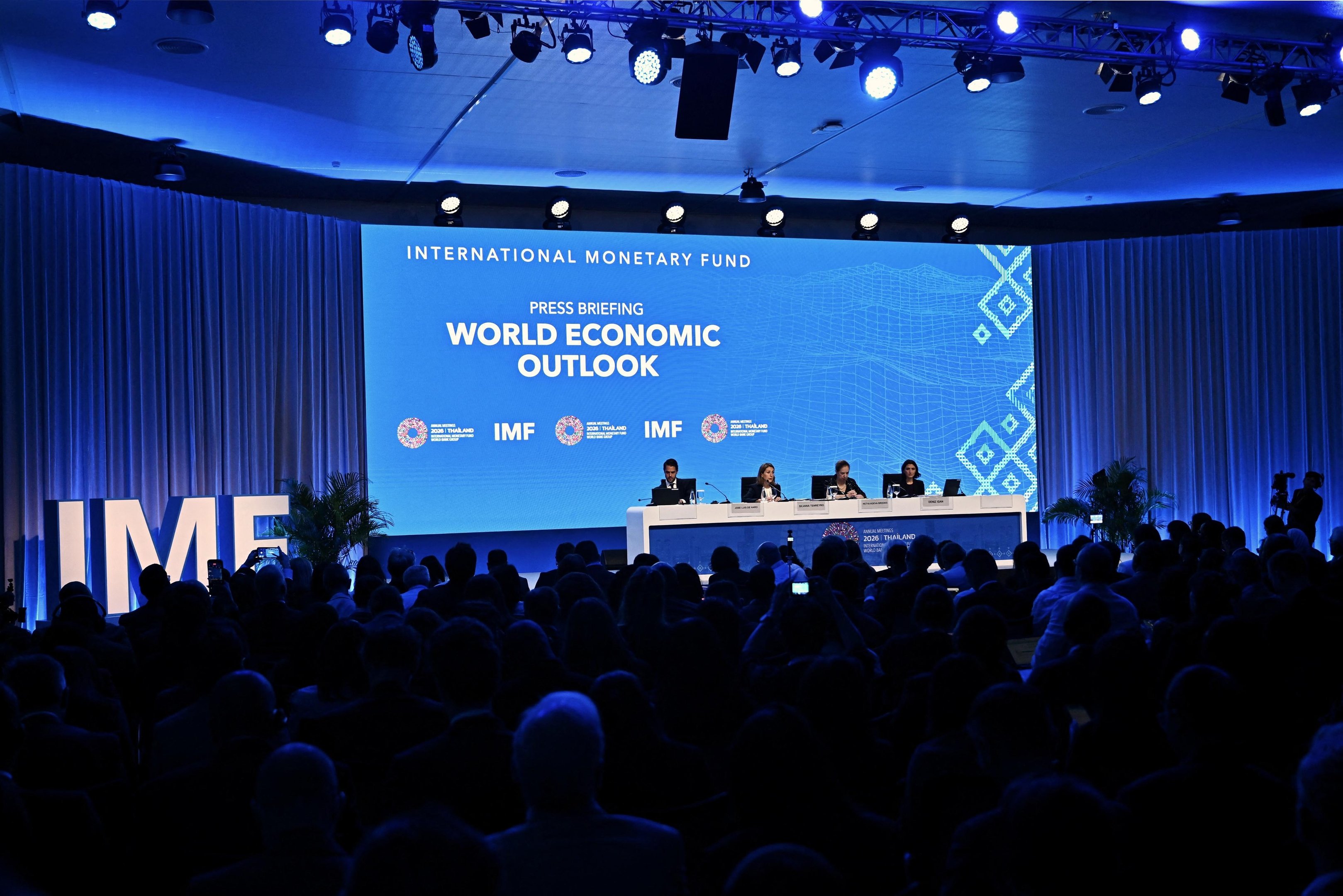 Coletiva de imprensa sobre as Perspectivas da Economia Mundial, durante as Reuni&otilde;es Anuais do Fundo Monet&aacute;rio Internacional (FMI) e do Grupo Banco Mundial (GBM)