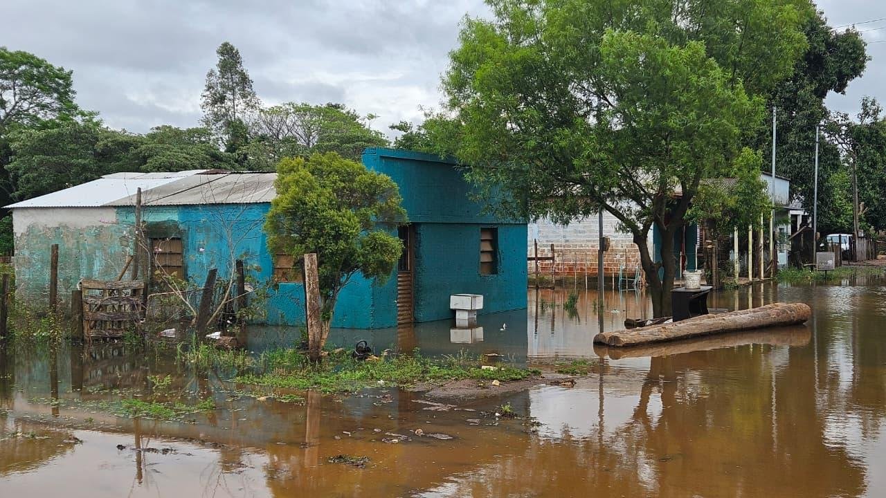 Em Itaqui, o Rio Uruguai marcava 9,70 metros &agrave;s 8h15min