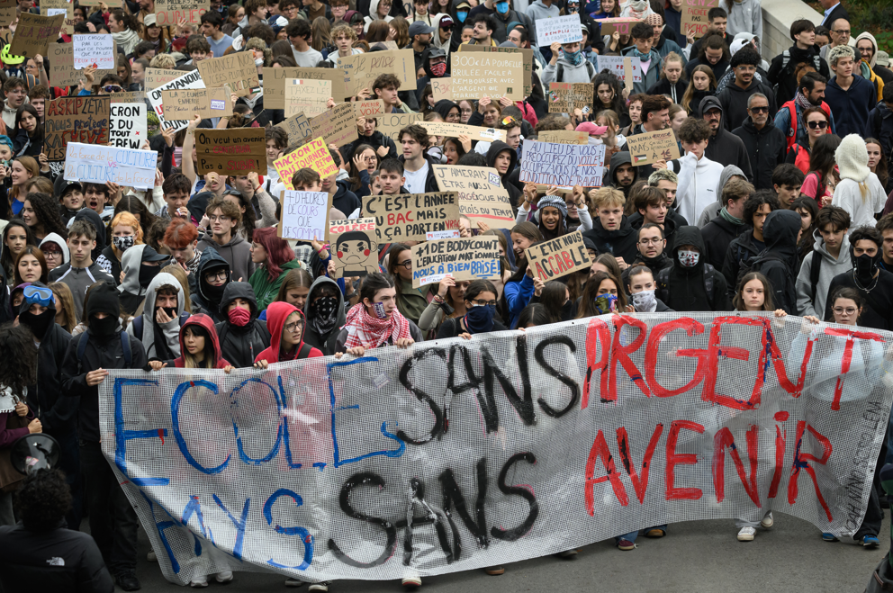 Demografia francesa &eacute; um dos fatores que inflamam a crise