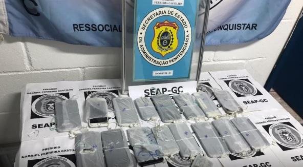 Governo cria programa nacional para bloquear celulares em pres&iacute;dios