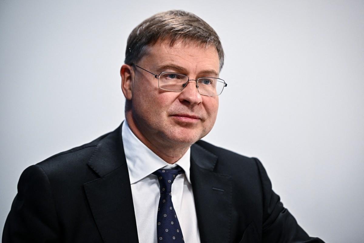 UE v&ecirc; volume irrelevante no diesel liberado por acordo entre Trump e Putin