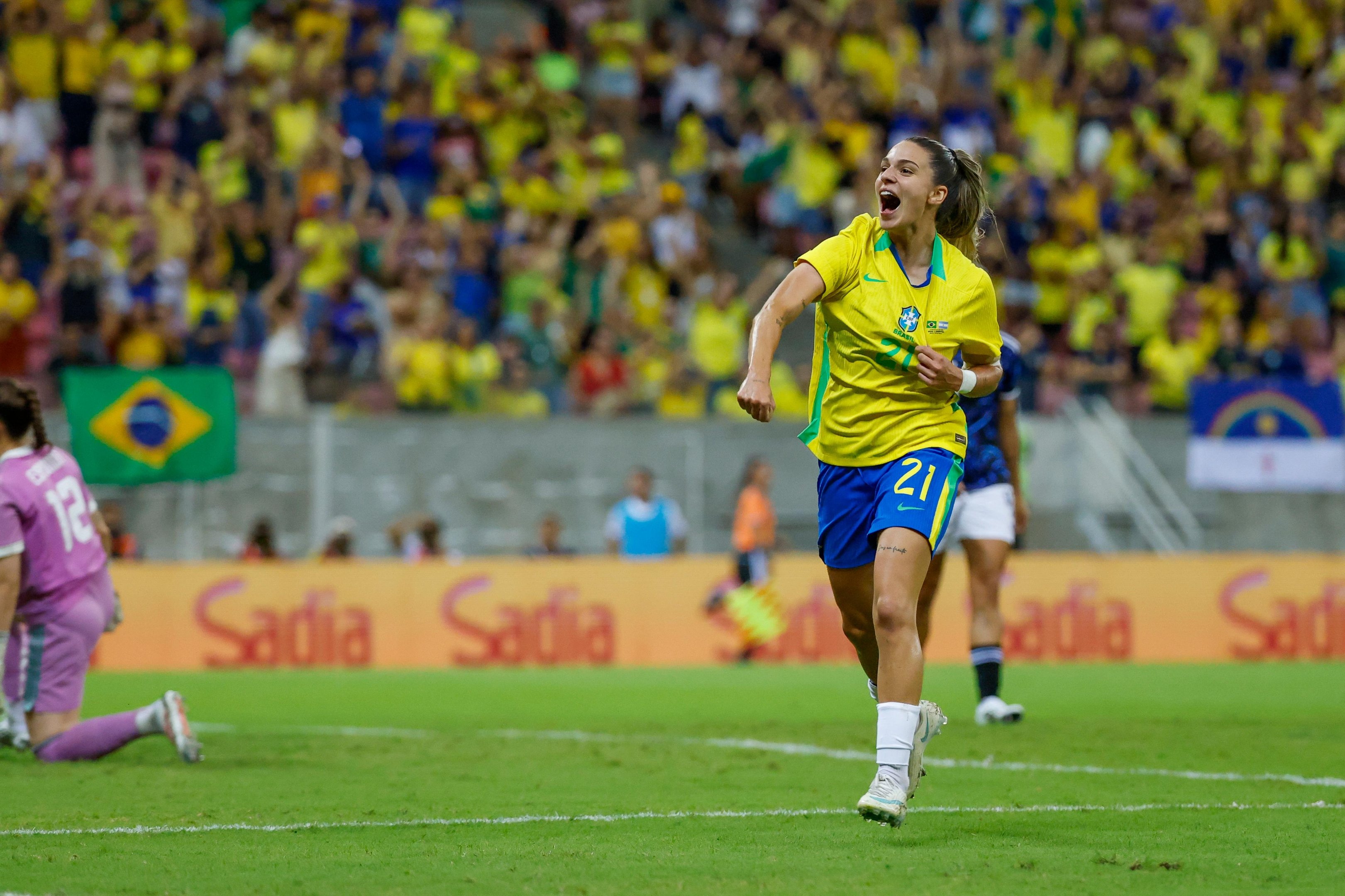Seleção Feminina: Brasil fecha Data Fifa com empate no Recife
