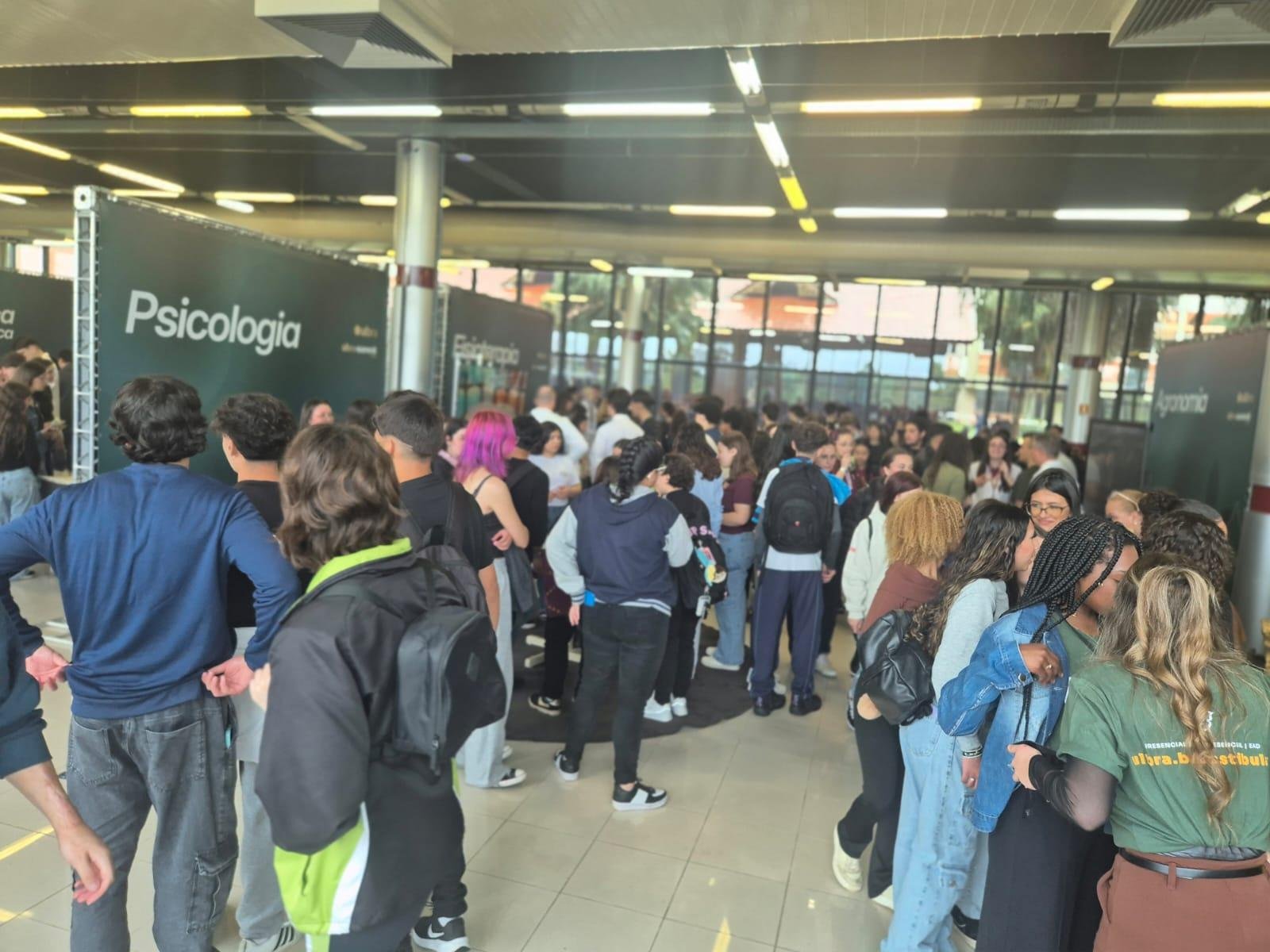 A programa&ccedil;&atilde;o desta quinta busca incentivar conex&otilde;es entre acad&ecirc;micos e empresas