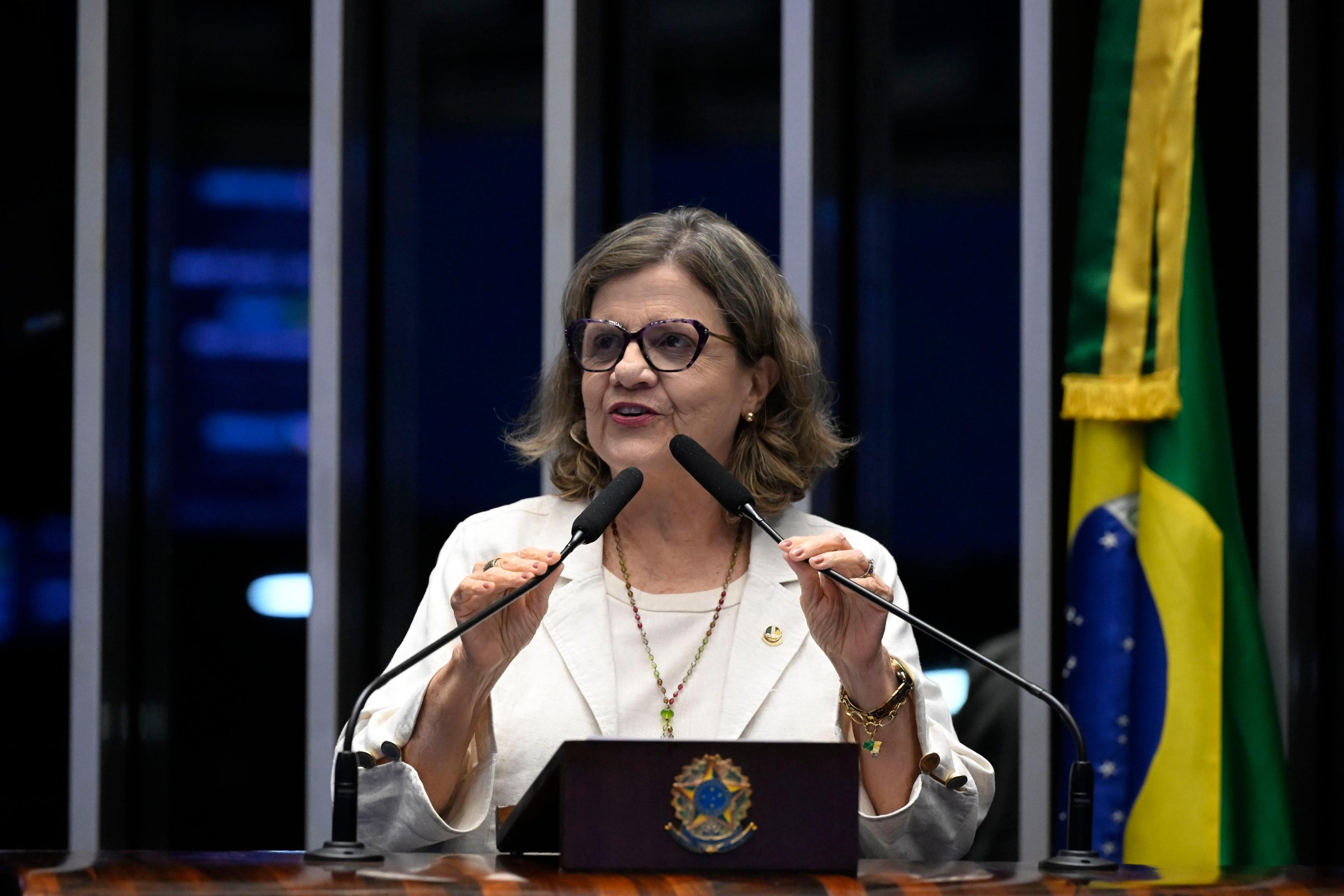 L&iacute;der do governo no Senado revela conversas com Camilo e relator para evitar altera&ccedil;&otilde;es no texto