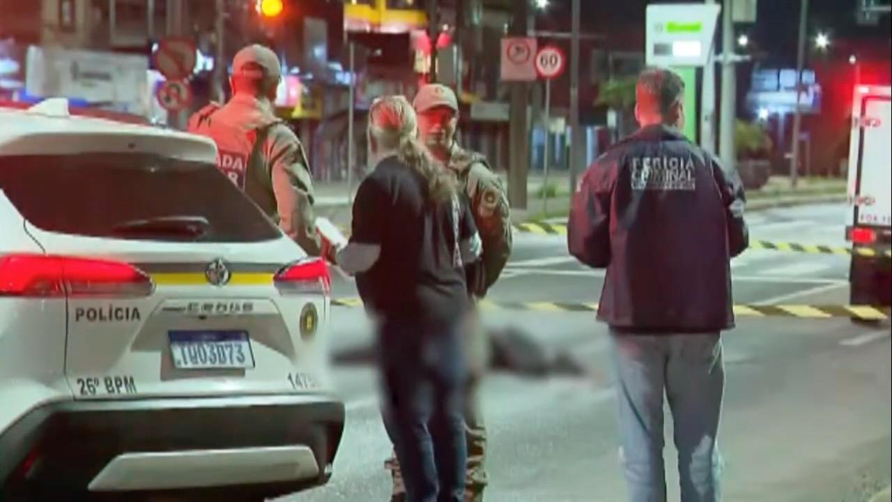 Homem &eacute; morto a tiros nas proximidades da prefeitura de Cachoeirinha