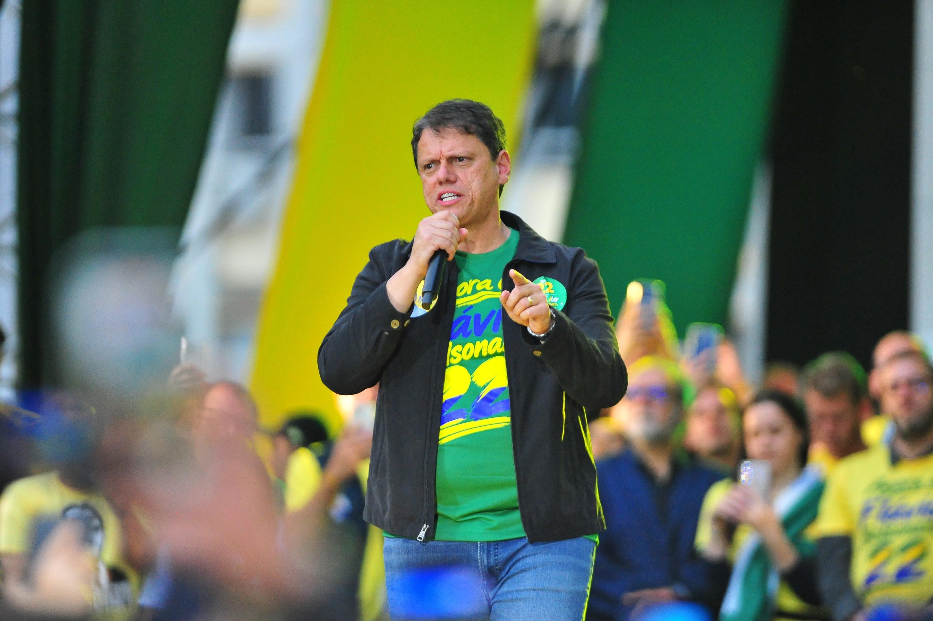 Tarcísio admite necessidade de 