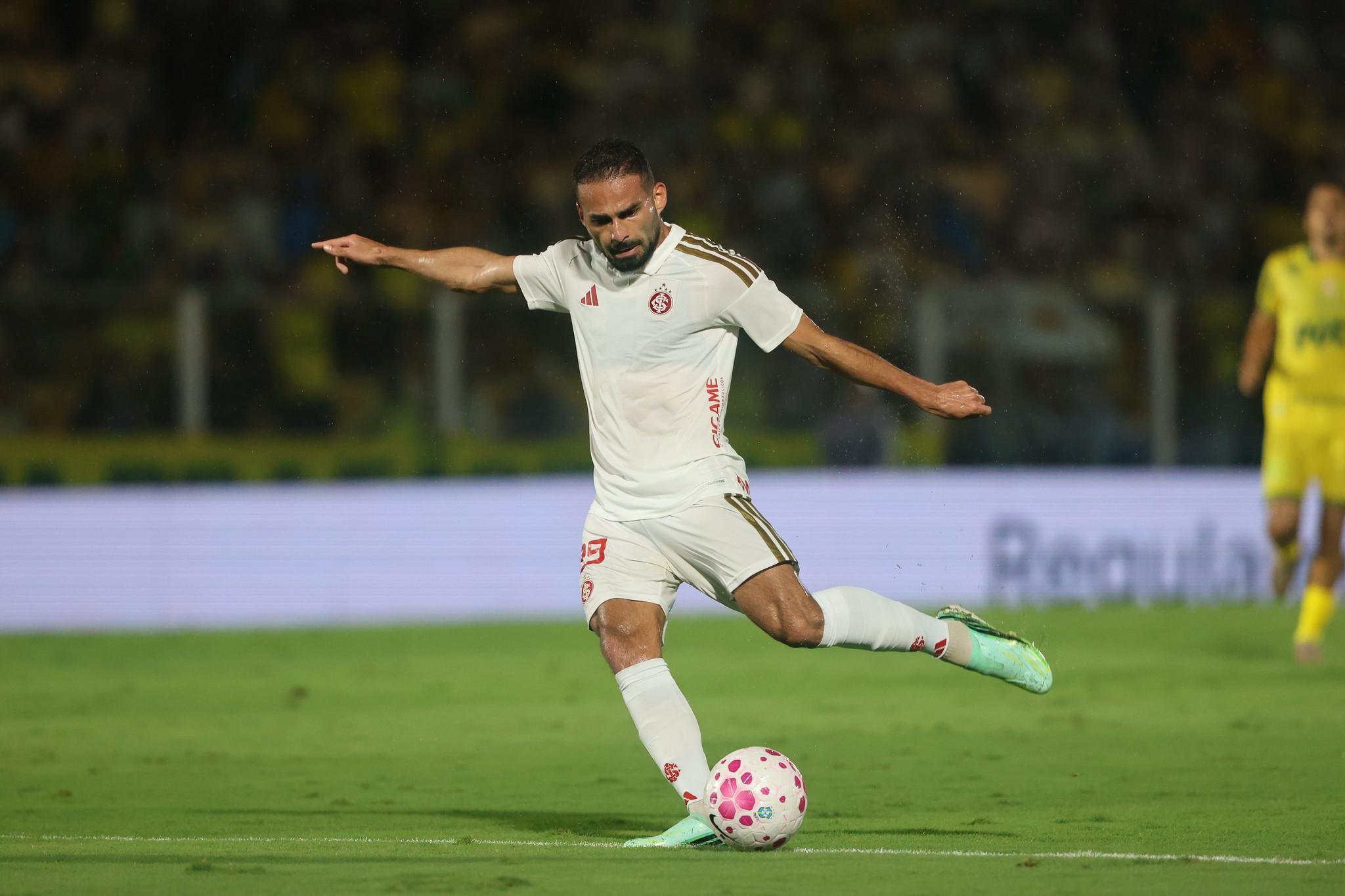 Inter de Thiago Maia tentar&aacute; buscar a recupera&ccedil;&atilde;o no pr&oacute;ximo s&aacute;bado, contra o Botafogo, no Beira-Rio