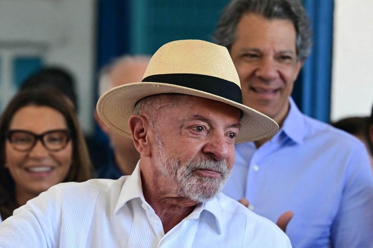 Lula diz, em nota à CNN, que jamais manteve interlocução com lobista Roberta Luchsinger