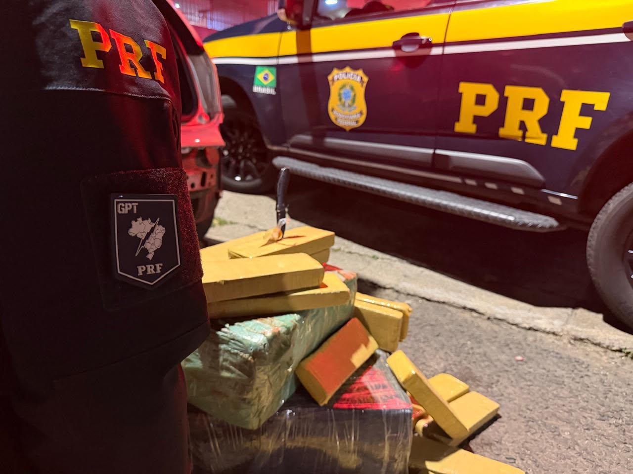 Motorista é preso com 71 quilos de maconha após perseguição policial em Santa Maria