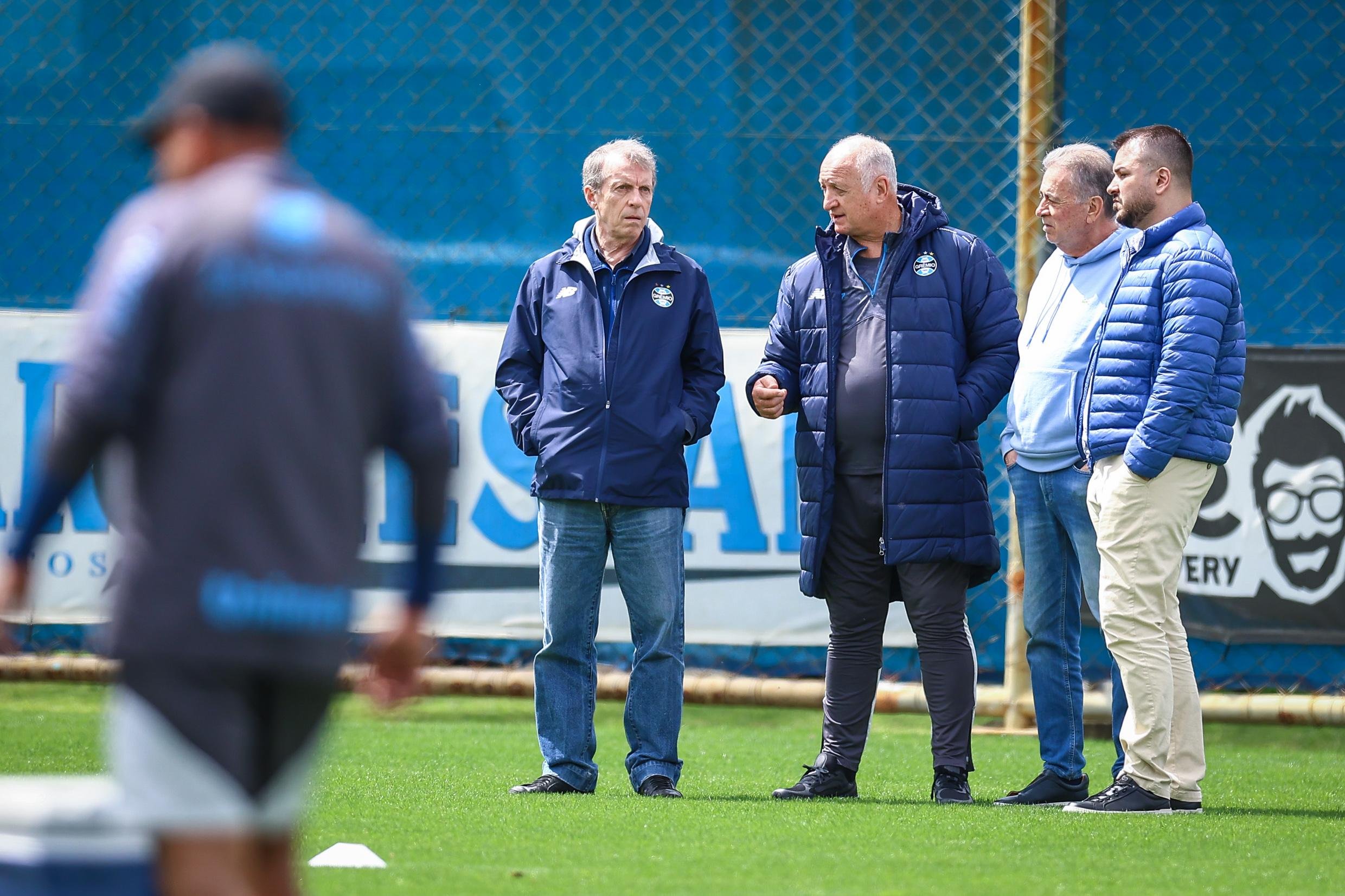 Departamento de futebol segue intacto no Gr&ecirc;mio