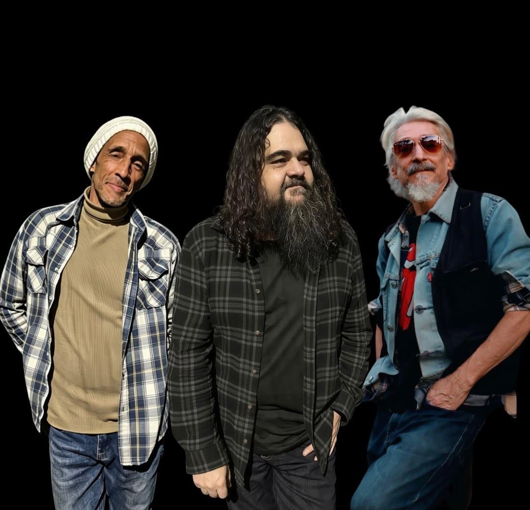 Rat&atilde;o Moraes, Mauricio Magrisso e F&aacute;bio Muscklinho sobem ao palco do Gravador