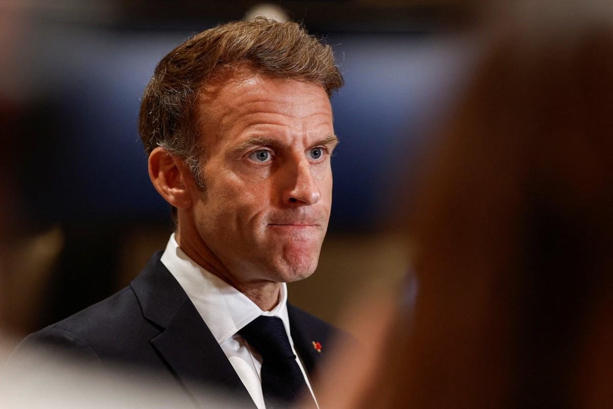 Macron denuncia comentários 'estúpidos' de líderes estrangeiros sobre distúrbios na França