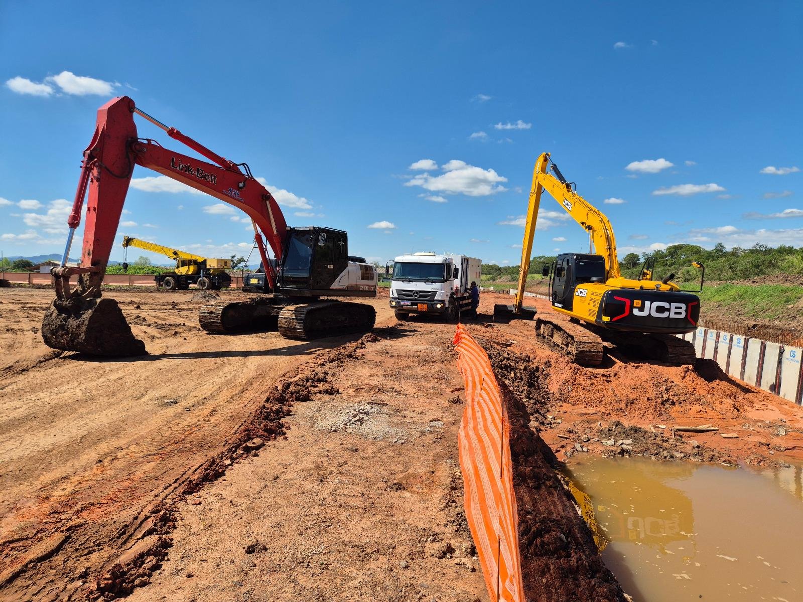 Obras de drenagem avançam no bairro Santos Dumont para conter alagamentos em São Leopoldo