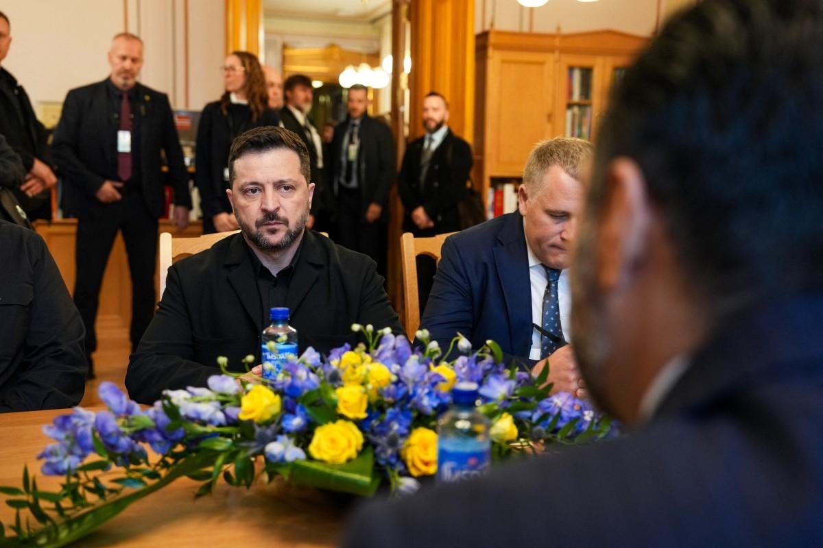 Zelensky propõe “congelar” front com a Rússia como primeiro passo para negociações