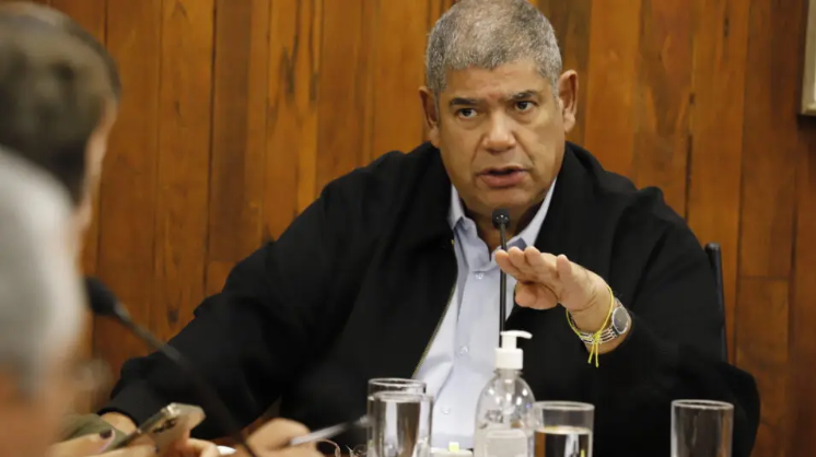 Carcereiro de Milton Leite afirma que R$ 200 mil eonctrados em sua casa são 
