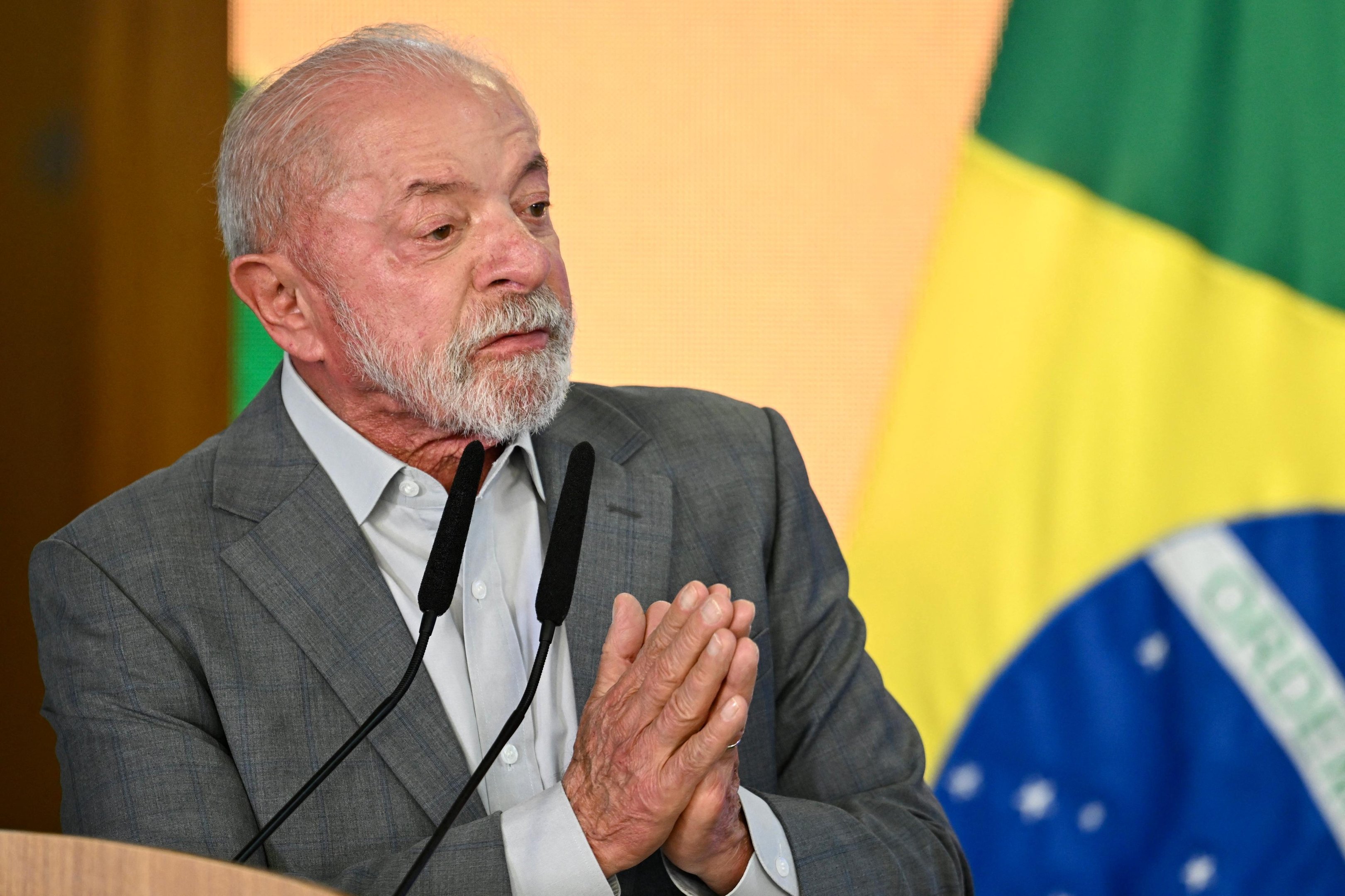 Campanha de Lula marca horário no TSE após aceitar condições para abrir sigilos e desafia Flávio Bolsonaro
