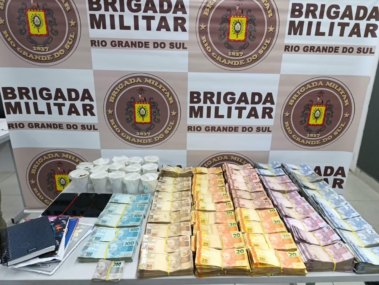 BM localiza quase R$ 160 mil durante ocorrência de vazamento de gás em Viamão