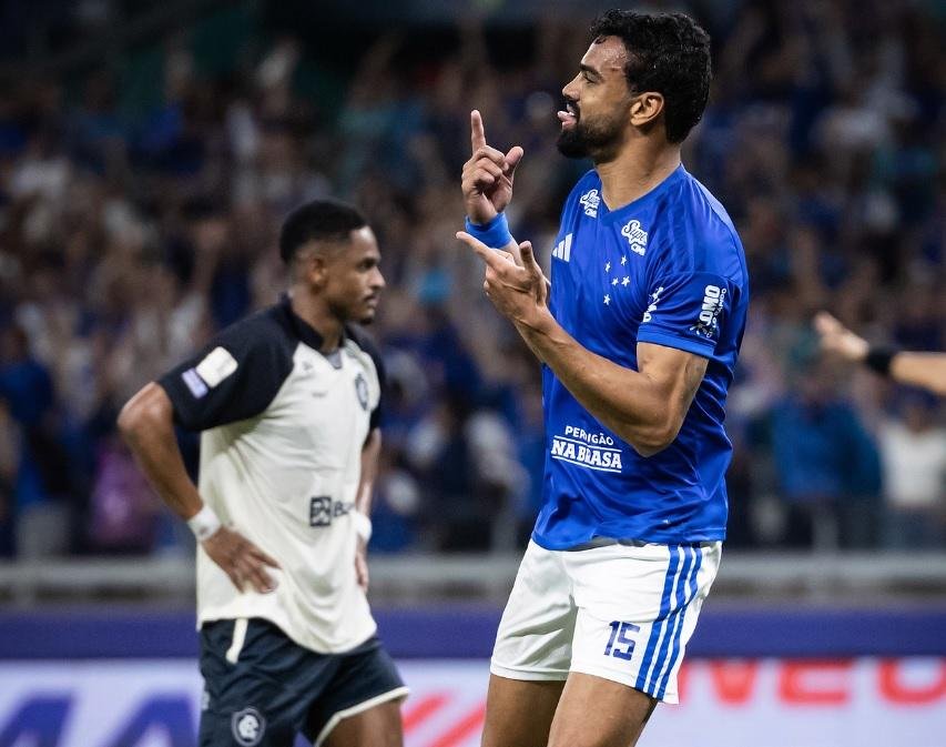 Fabr&iacute;cio Bruno fez o gol da vit&oacute;ria