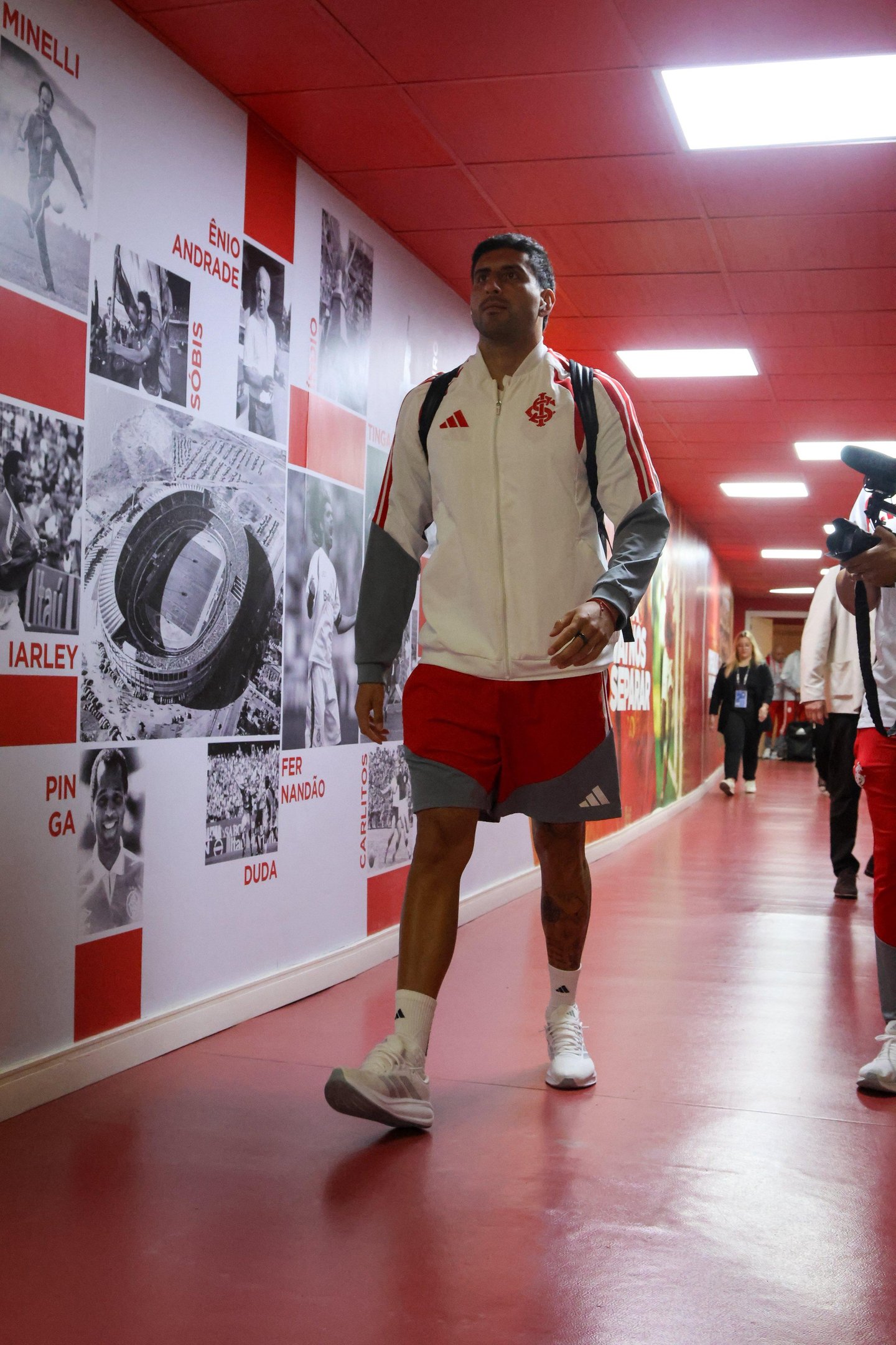 Marip&aacute;n volta ao time contra o Botafogo