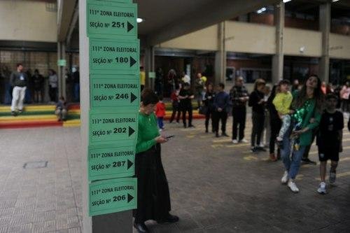 Eleições: saiba como consultar locais de votação para o segundo turno