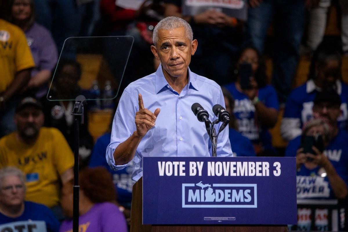 Obama critica “caos e crueldade” de Trump durante campanha por candidatos democratas