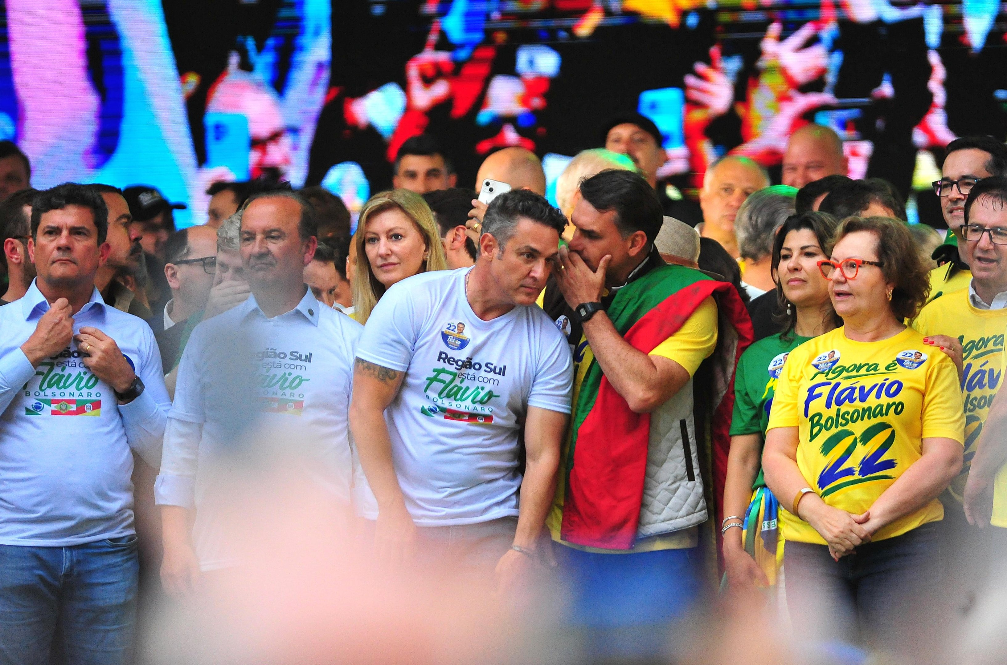 Derrota de Flávio Bolsonaro impõe ajuste nos planos de Zucco para o RS