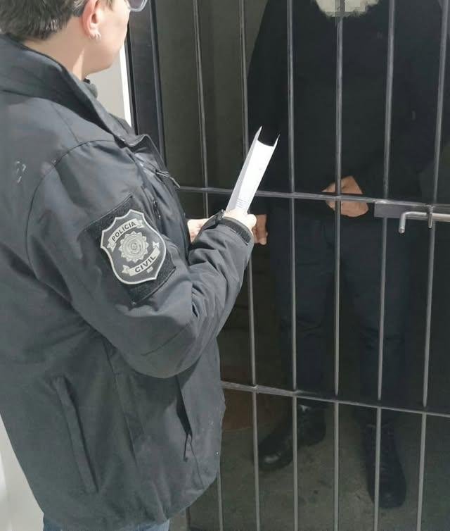 Idoso é preso por importunação sexual contra mulheres em ônibus de Porto Alegre