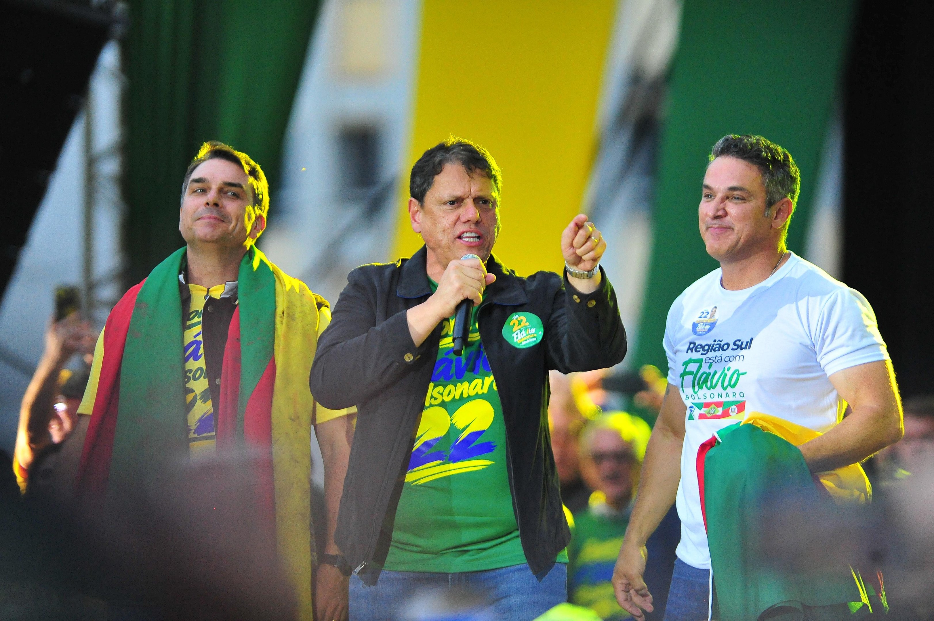 Tarcísio reconhece vitória de Lula e pede união do campo da direita: “Eleição passou”
