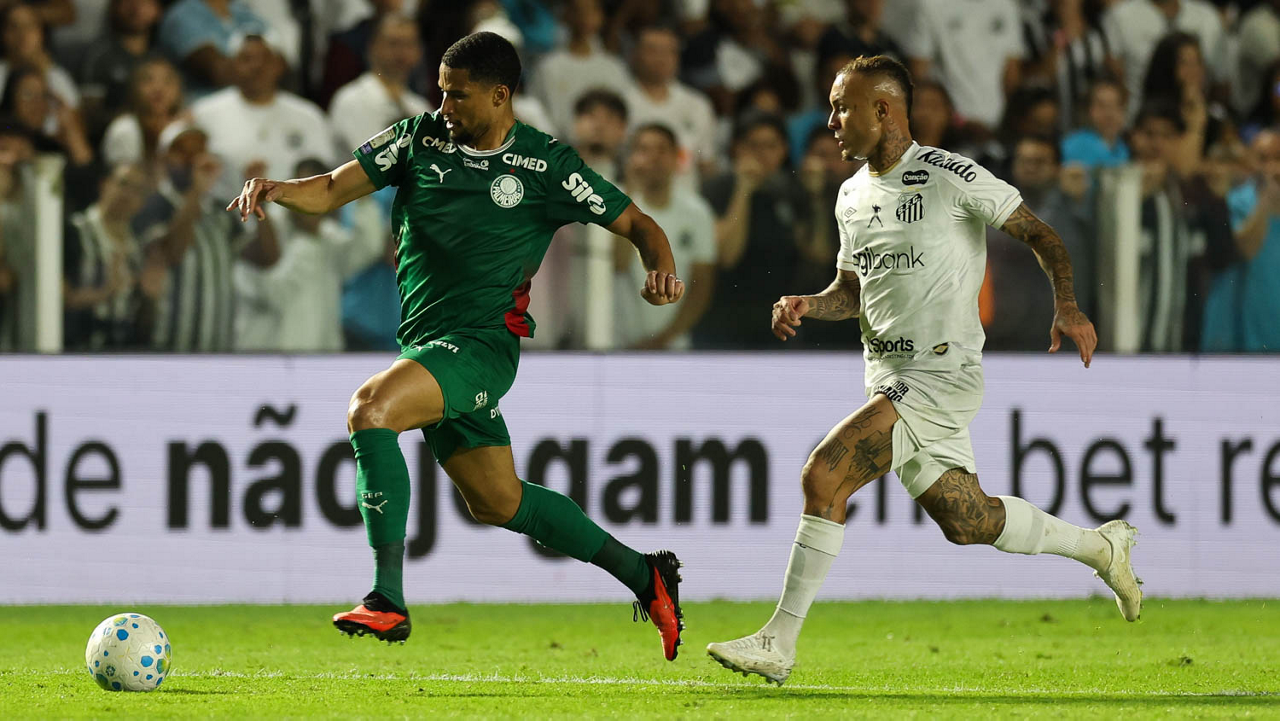 Time paulista chega a 70 pontos ap&oacute;s empate com o Santos na Vila Belmiro