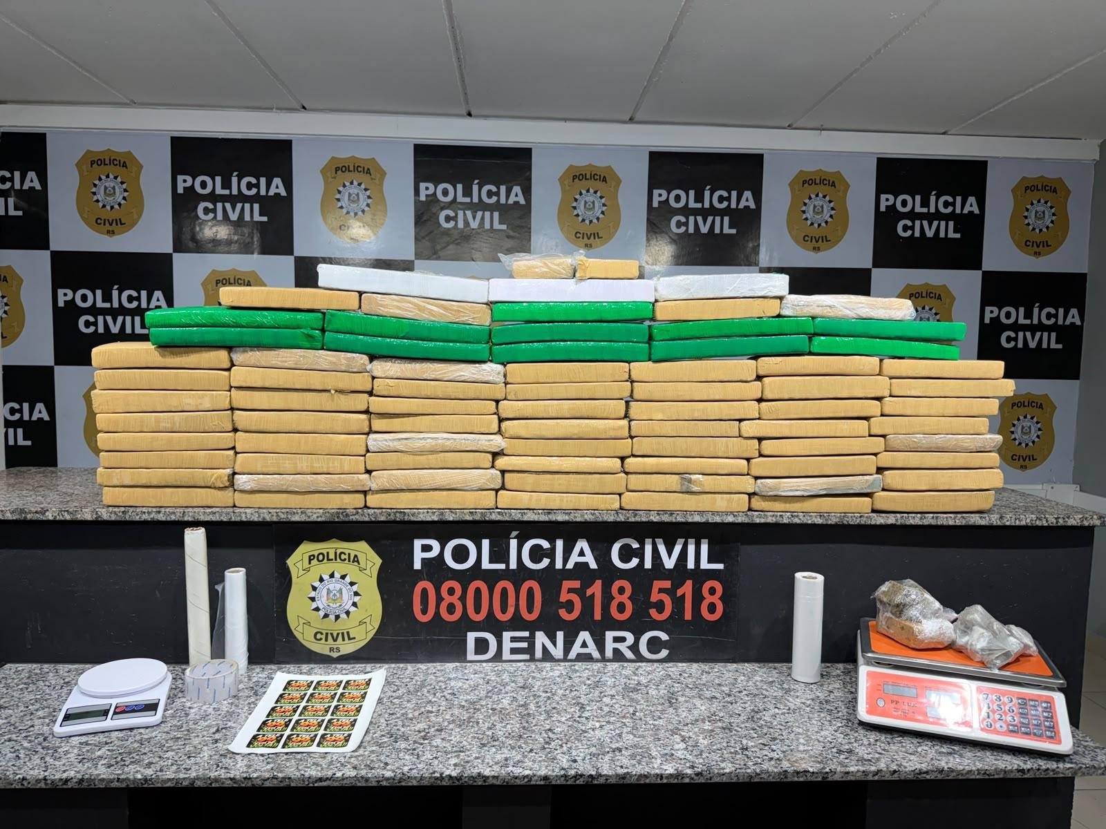 Polícia Civil apreende mais de 90 kg de drogas
