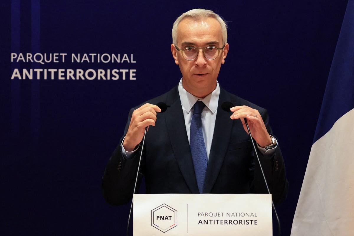 Autor de ataque na Fran&ccedil;a&nbsp;admite ter disparado contra mu&ccedil;ulmanos e africanos