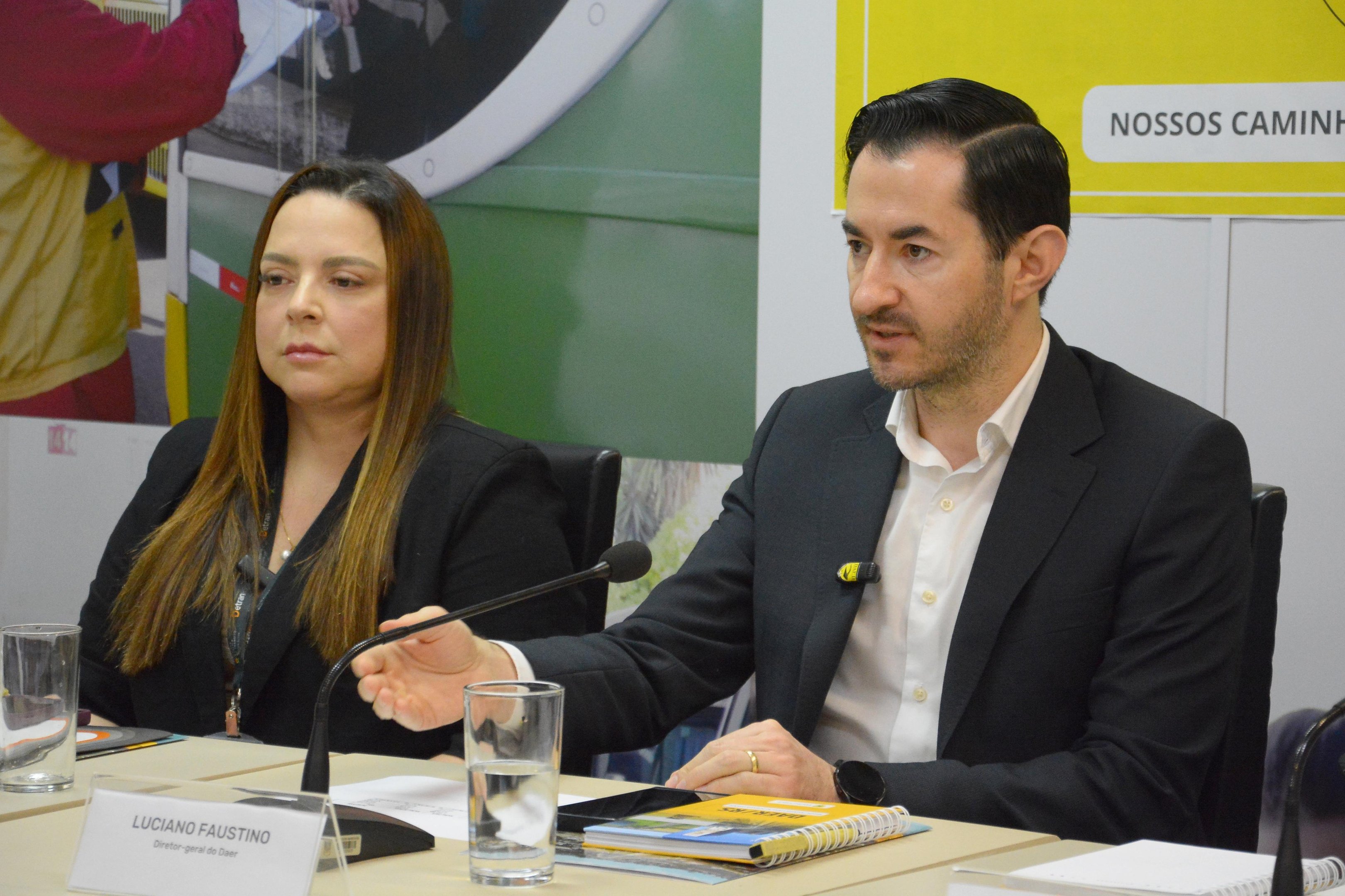 Diretor-geral do Daer, Luciano Faustino e diretora-geral do Detran/RS, Isabel Friski, apresentaram o novo sistema nesta quinta-feira