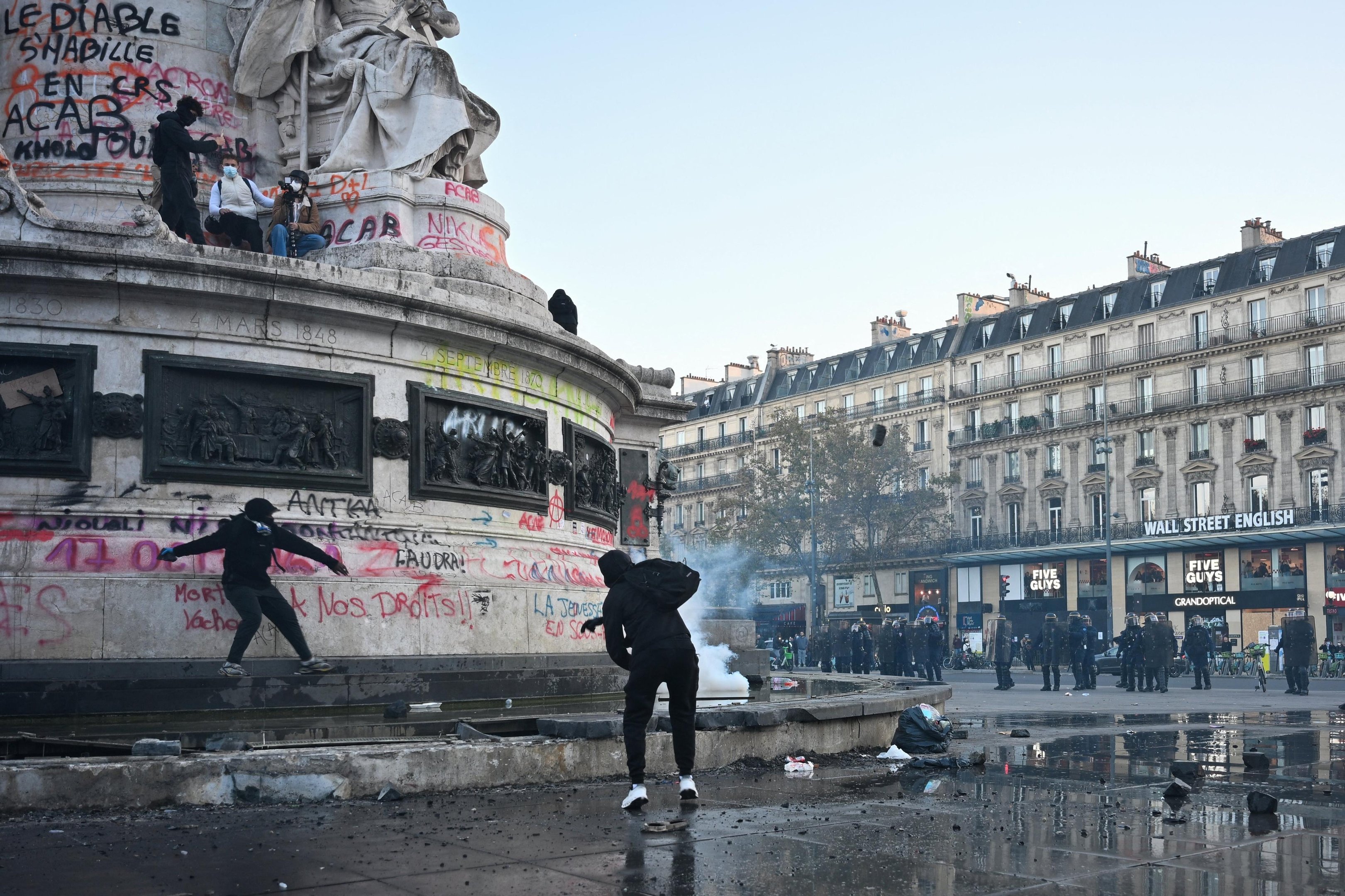 França reforça segurança contra manifestações de alto risco para este sábado