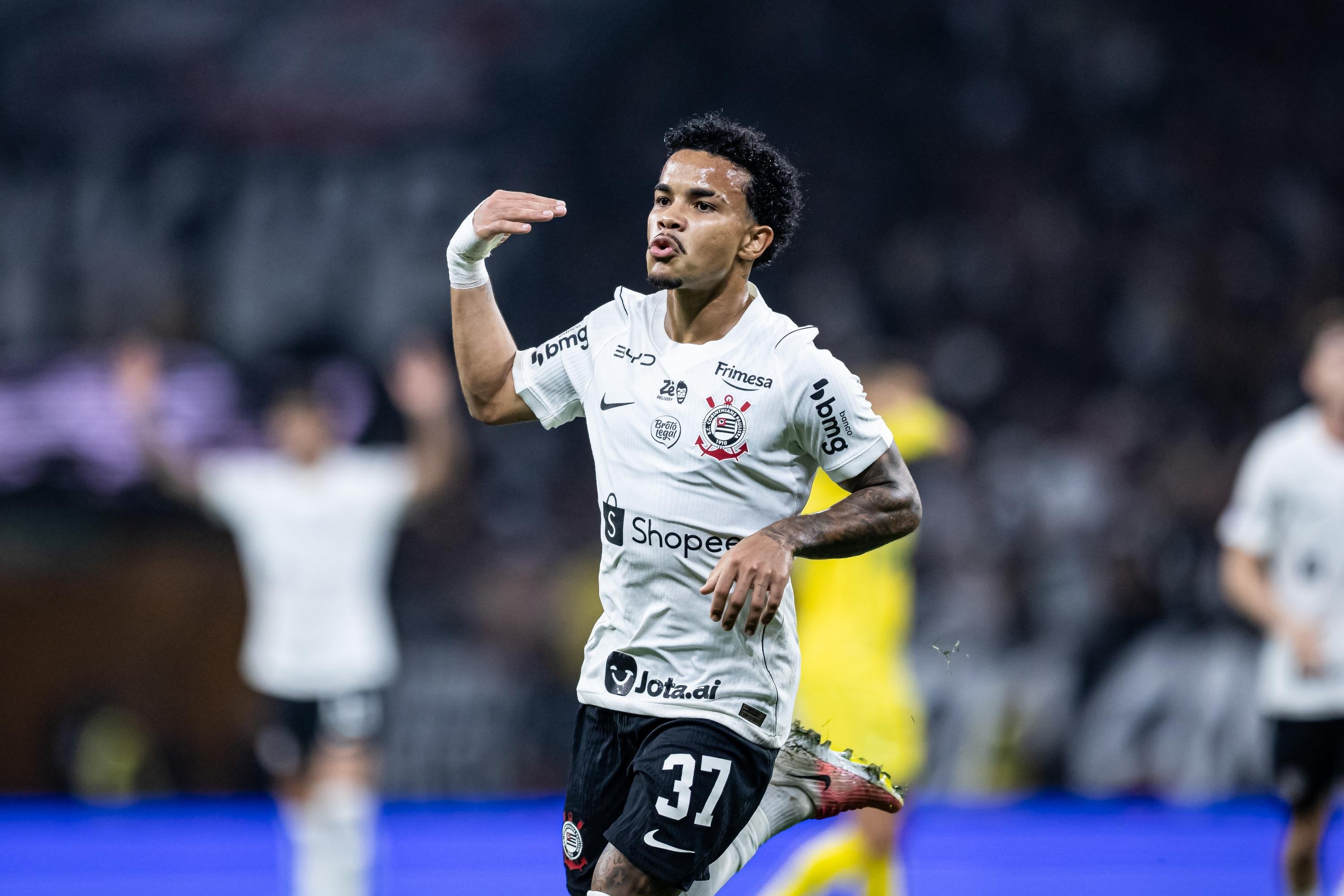 Placar de 2 a 0 desafogou o clube paulista