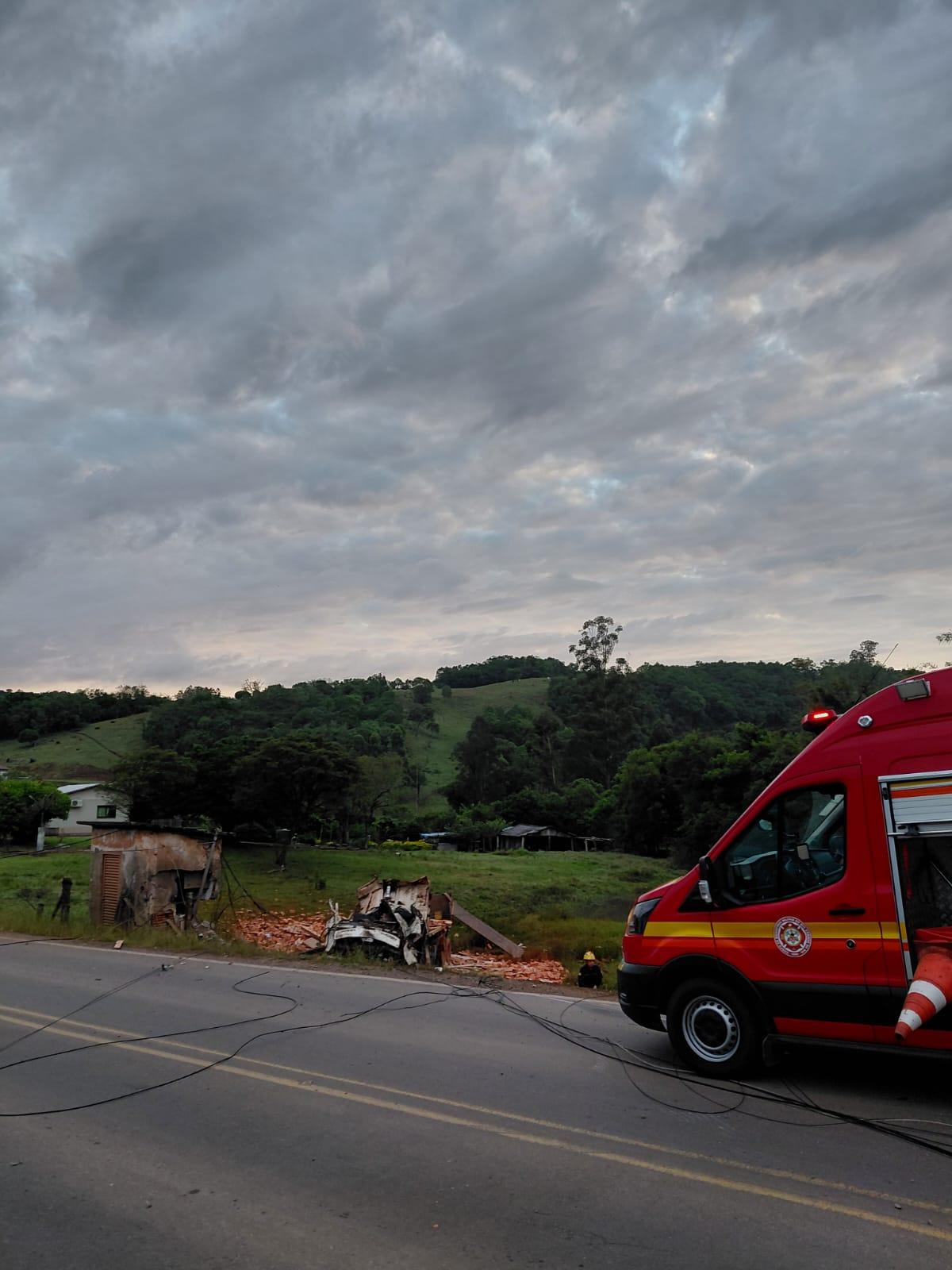 Dois acidentes deixam mortos em rodovias do RS desde a noite de sexta-feira
