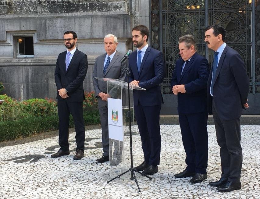Eduardo Leite anunciou Claudio Coutinho como novo presidente do Banrisul