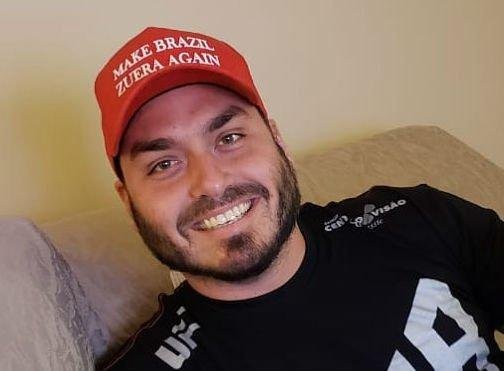 "Olheiro" de Carlos n&atilde;o ocupa cargo em &oacute;rg&atilde;os da Presid&ecirc;ncia mas tem acesso a locais restritos do Planalto