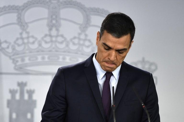 H&aacute; oito meses no governo, Pedro S&aacute;nchez foi autor de mo&ccedil;&atilde;o de censura contra mandat&aacute;rio anterior