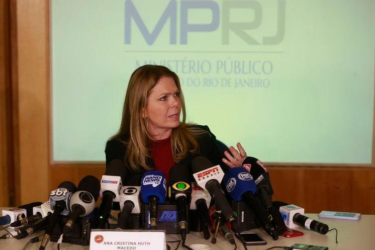 Para a promotora Ana Cristina Ruth Macedo, CT deve ser interditado com cessa&ccedil;&atilde;o de atividades