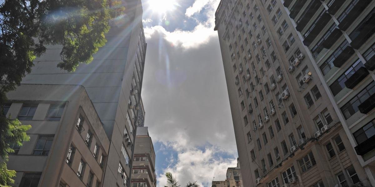 Domingo ser&aacute; de sol entre nuvens e possibilidade de chuva no Rio Grande do Sul