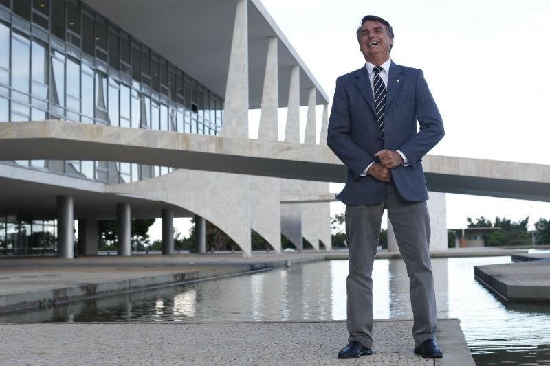 Bolsonaro pode levar texto da reforma pessoalmente ao Congresso