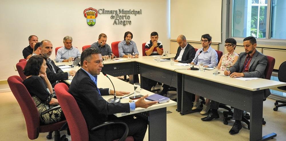 Concess&atilde;o de parques e pra&ccedil;as da Capital foi debatida nesta ter&ccedil;a na Cosmam