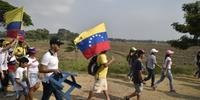 Confronto entre indígenas e soldados venezuelanos deixou menos uma pessoa morta e vários feridos nas proximidades da fronteira do Brasil com a Venezuela
