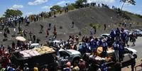 Governo do Brasil enviou duas caminhonetes com ajuda humanitária para a Venezuela