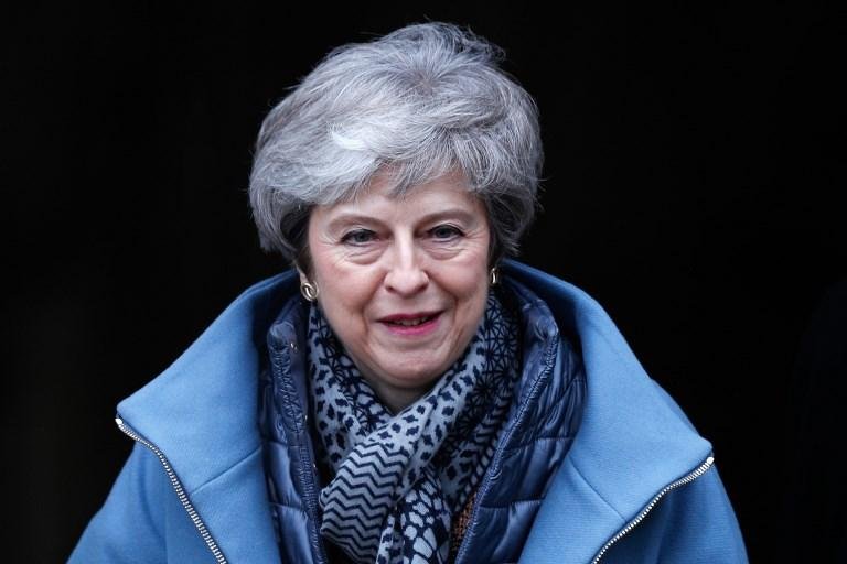 Deputada e ex-primeira ministra brit&acirc;nica acusou governo de colocar em risco paz na Irlanda do Norte