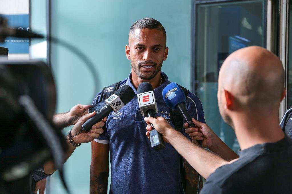R&ocirc;mulo deve substituir Michel contra o Rosario Central