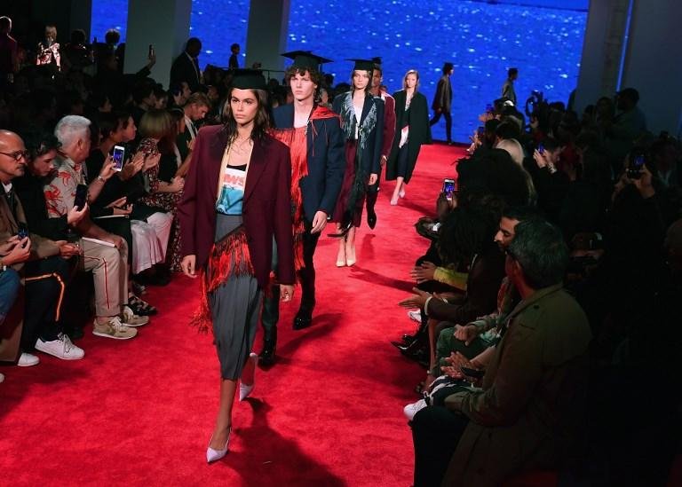 Calvin Klein apresentava em Nova Iorque cole&ccedil;&atilde;o mais diversa que de suas linhas "CK"