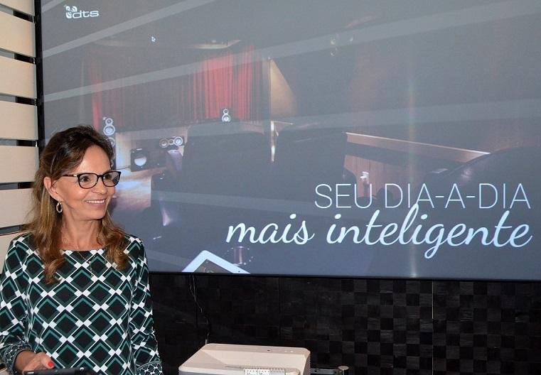 Vera Vasques, diretora da DTS Cinema