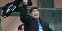 Maradona volta ao futebol de seu país natal